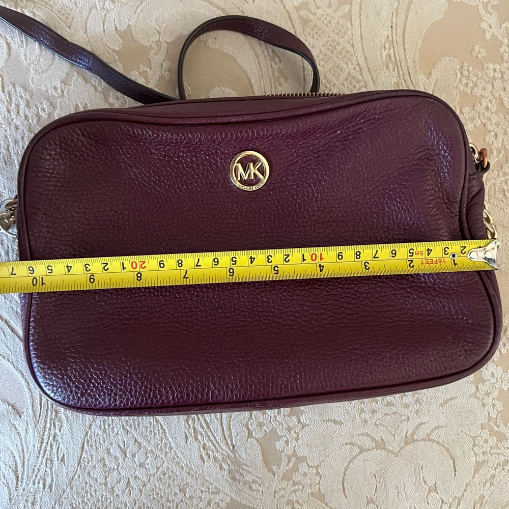 MK crossover bag. - Picture 2 of 5